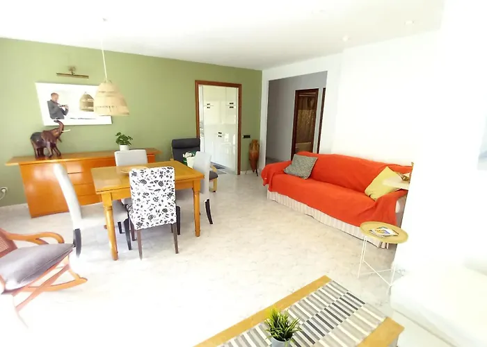 Apartment With Pool Near The Beach And Barcelona By Train