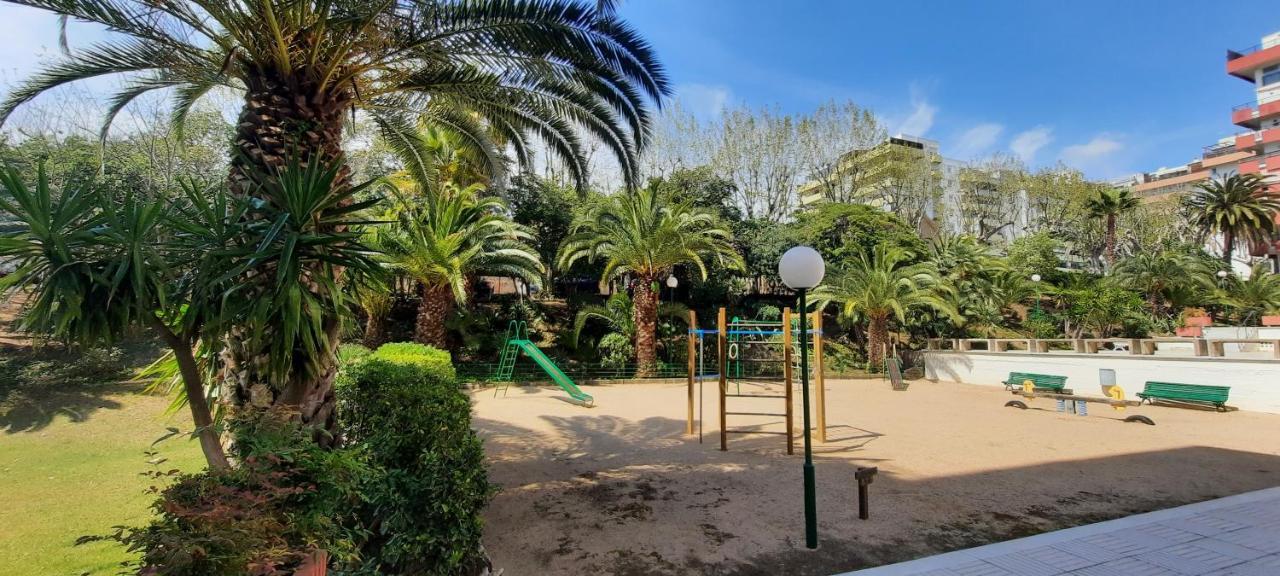 Apartment Bright Apartment Near The Beach And Barcelona By Train Masnou